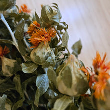 Load image into Gallery viewer, Dried Safflower / Bidens / Cathamus in Yellow Orange
